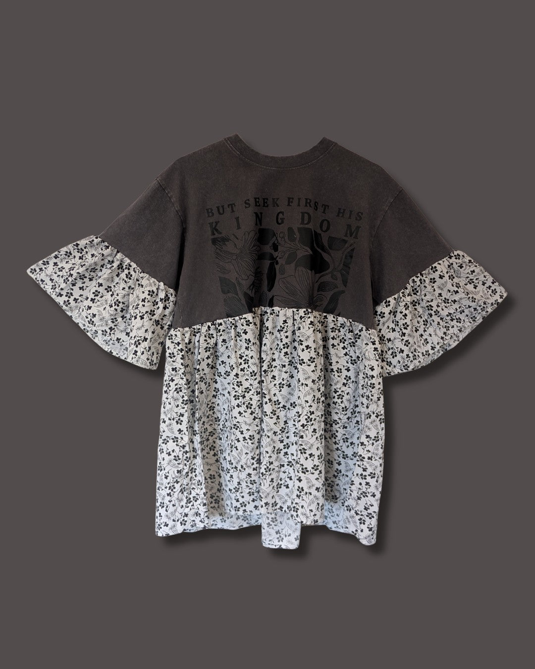 Seek First His Kingdom - White & Black Floral Smock Dress (M)