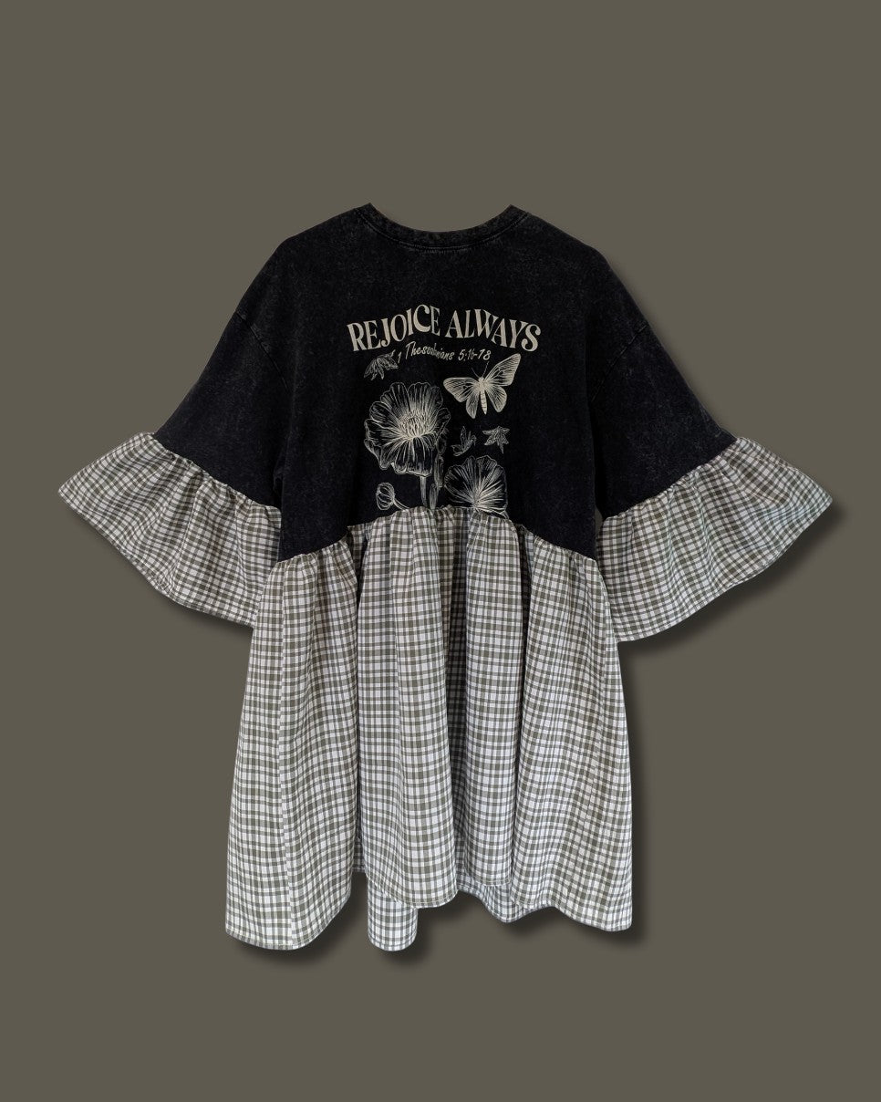 Rejoice Always - Stone & White Checked Smock Dress (2XL)