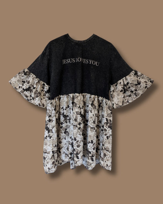 Jesus Loves You - Vintage Floral Smock Dress (M)